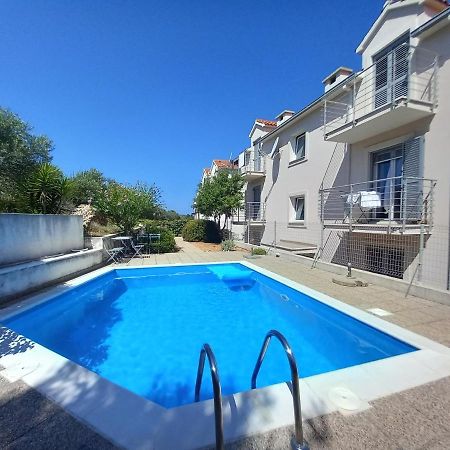 25 King'S Landing In Supetar Apartamento Exterior foto